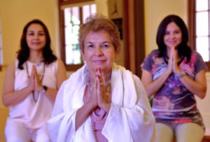 Spanish meditation and yoga